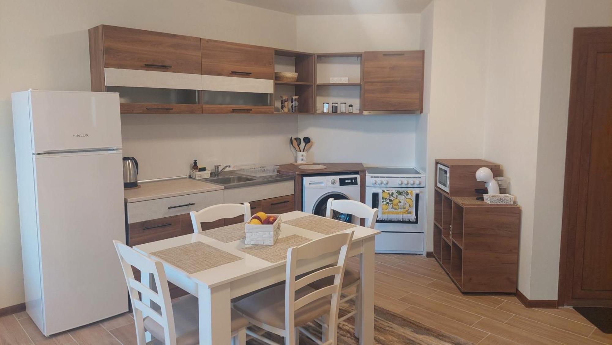 Krimski Apartment - Free Private Parking Várna Kültér fotó