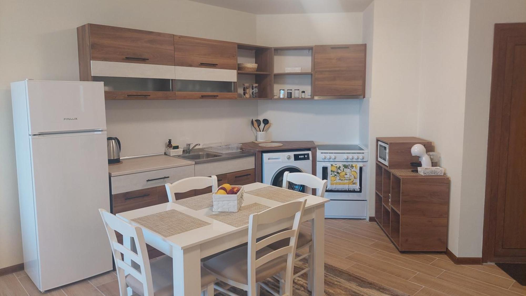 Krimski Apartment - Free Private Parking Várna Kültér fotó