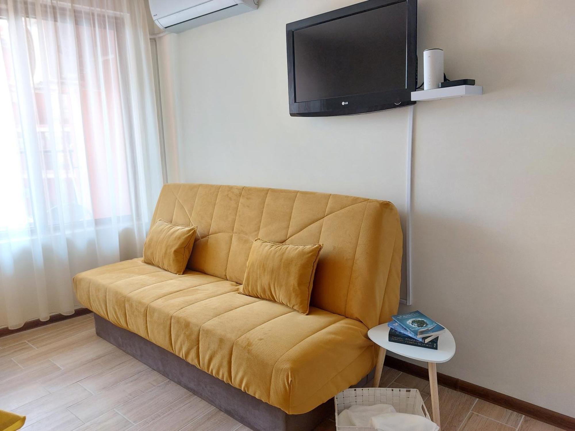 Krimski Apartment - Free Private Parking Várna Kültér fotó